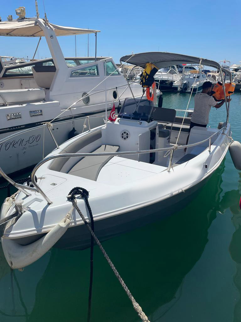 location yacht sidi bou said